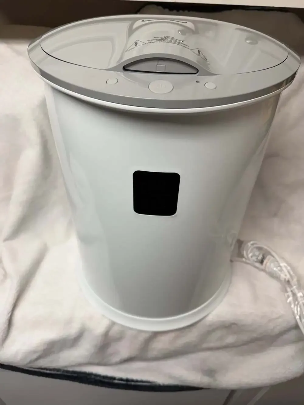 Luxury Bucket Towel Warmer with LED Display White